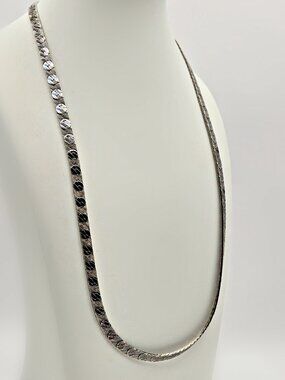 Vintage 925 Italy Sterling Silver Herringbone Necklace 21” 5mm Iridescent Scale